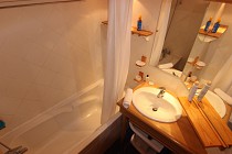 3-kamer apt. voor max. 6 pers. (huisnr. 2)